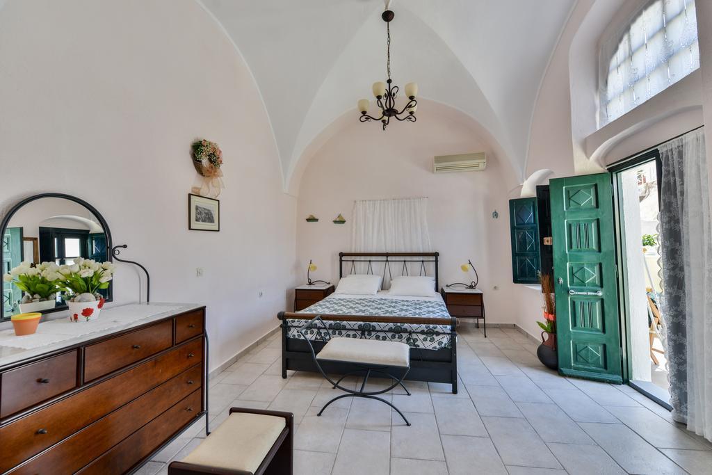 Christos Apartments Oia Luaran gambar